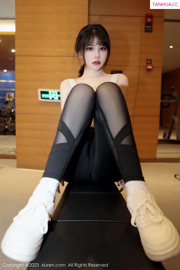   [XiuRen]高清写真图 2023.02.20 No.6289 桃桃子_ 健身美腿第22张图片